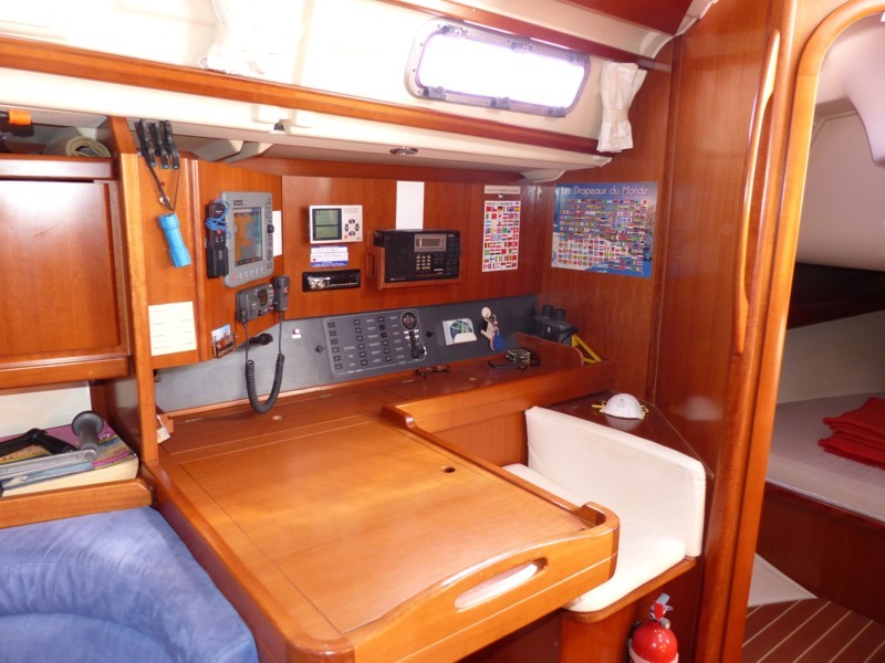 Dufour 425 - 26.jpg